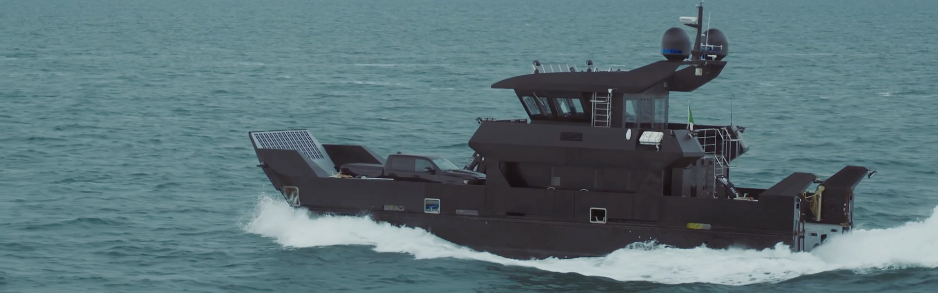 Video Support Landing Crafts LCS224, mezzo da sbarco e di trasporto di Vittoria Yachts
