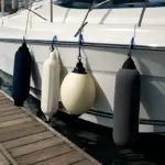 Tipi di parabordi per ormeggio sicuro: le differenze che salvano lo scafo dalle abrasioni